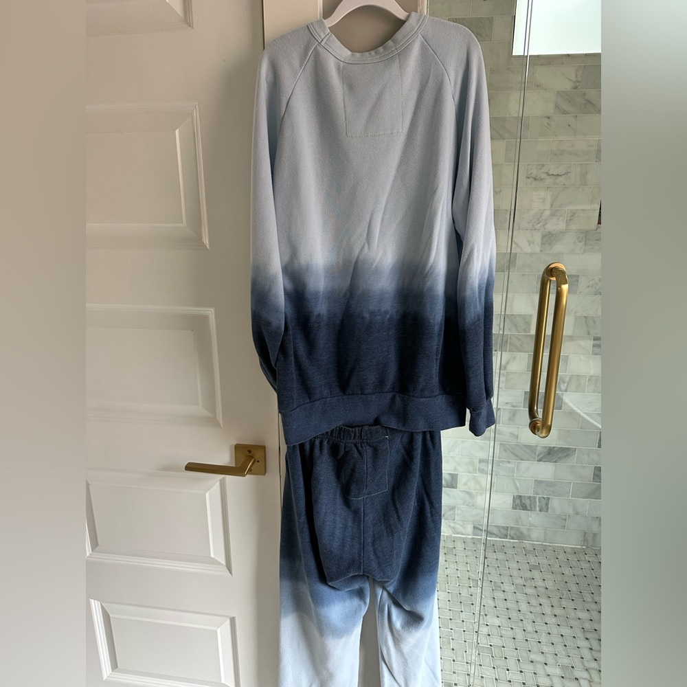 Aviator Nation Blue Tie Dye Sweatshirt & Sweatpants - Picture 2 of 4
